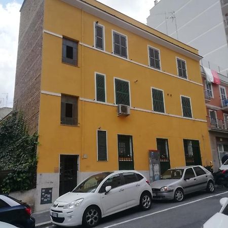Apartment Urbino 33 Rzym Zewnętrze zdjęcie