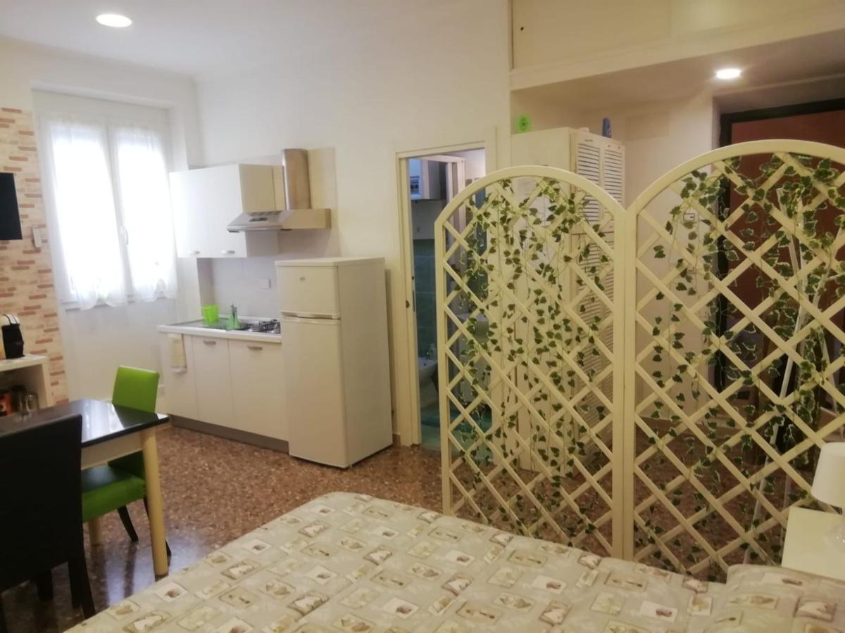Apartment Urbino 33 Rzym Zewnętrze zdjęcie