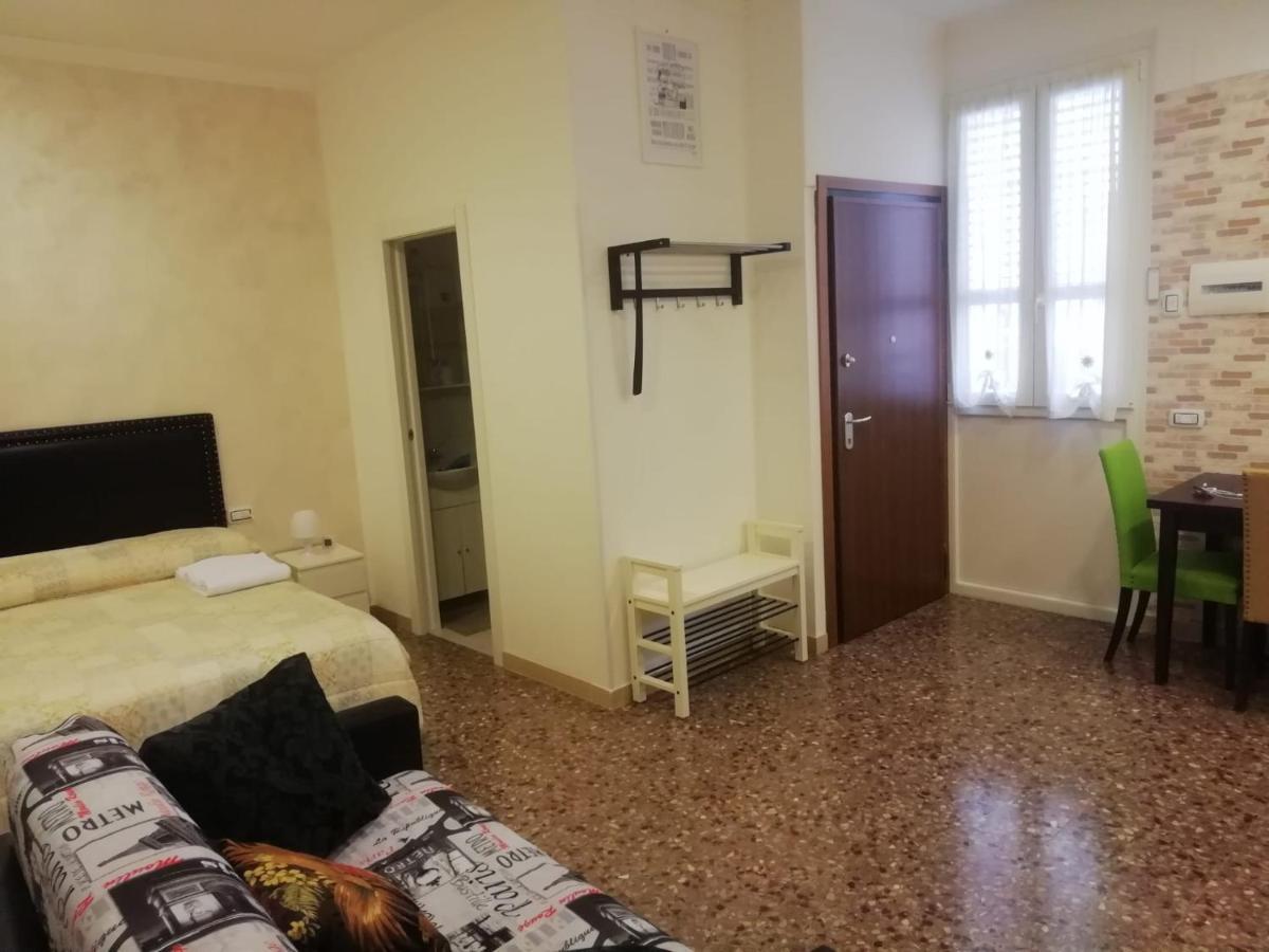 Apartment Urbino 33 Rzym Zewnętrze zdjęcie